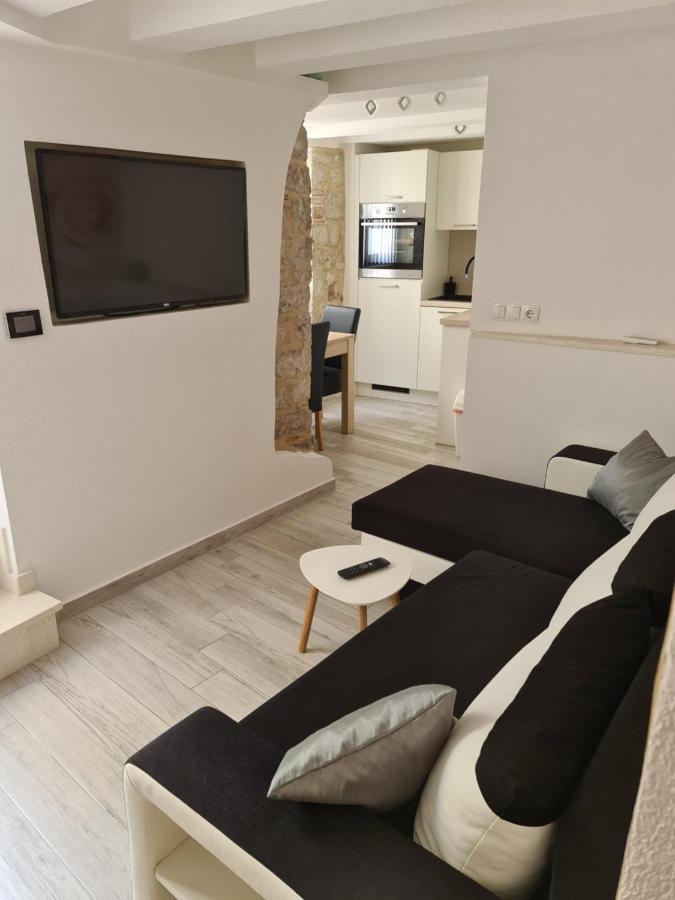 Apartments Rose1 Cres Kültér fotó